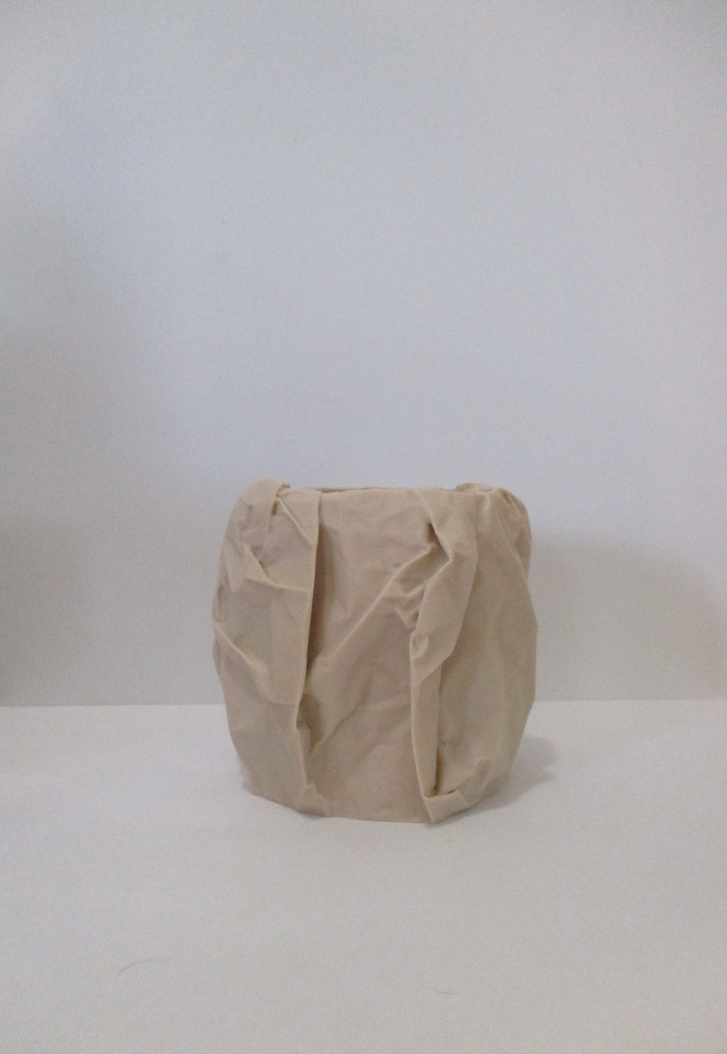 Crumple bag pot