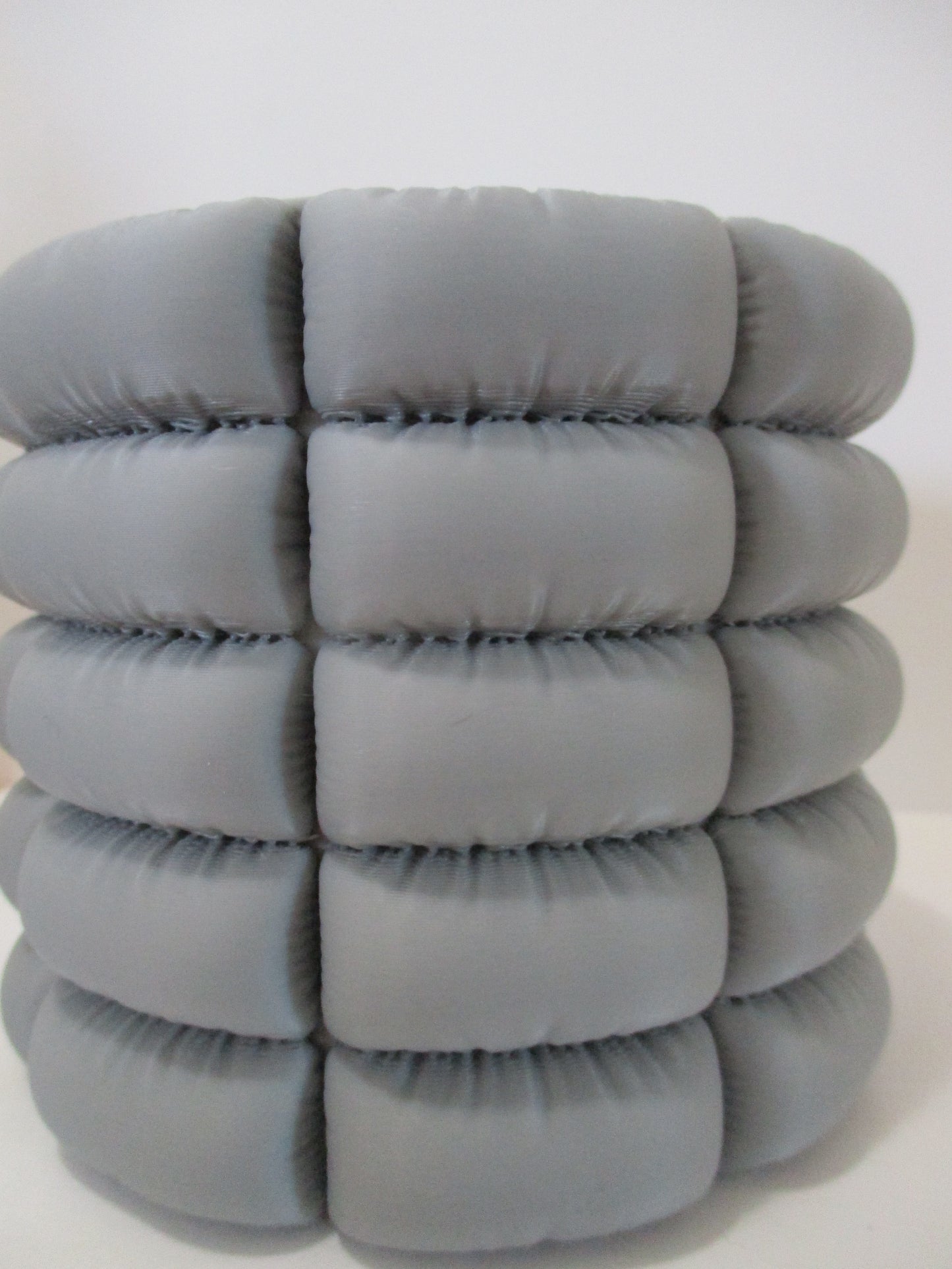 Puffer coat pot