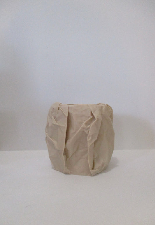 Crumple bag pot