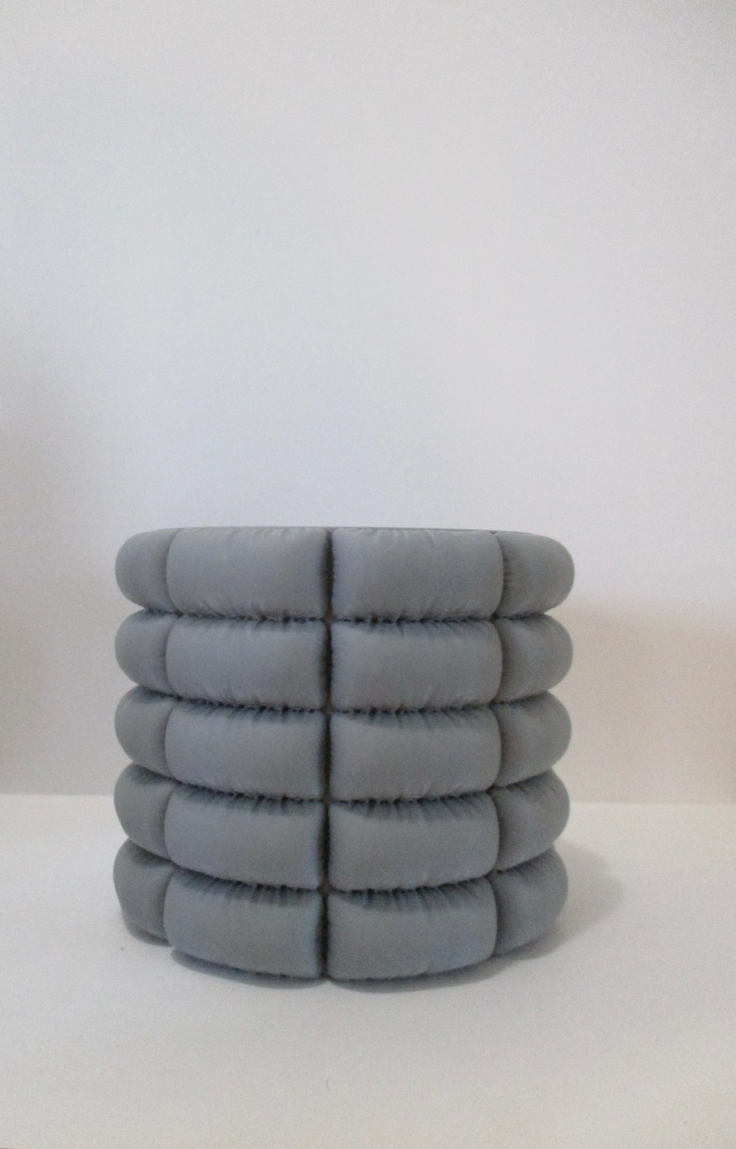 Puffer coat pot